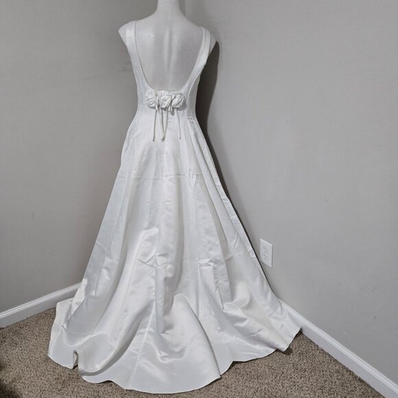 8 (also ~6) Y2K Vintage Scott McClintock Millennium 2000 White Satin Gown - Picture 3 of 9
